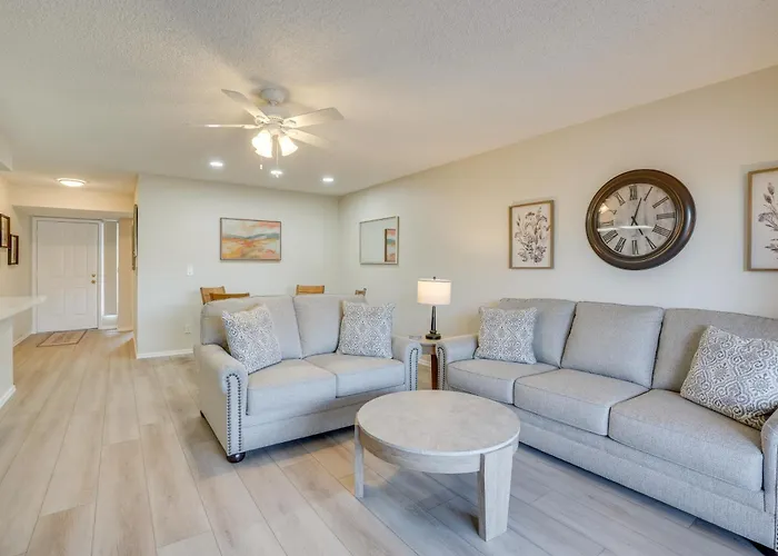 Holiday home Patio + Pool Access: Golf Getaway In