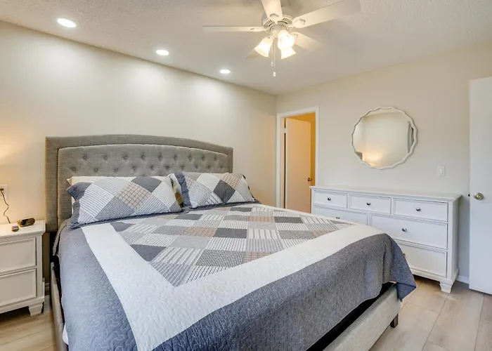 Holiday home Patio + Pool Access: Golf Getaway In *