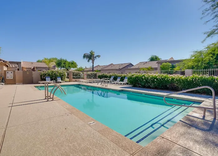 Holiday home Patio + Pool Access: Golf Getaway In