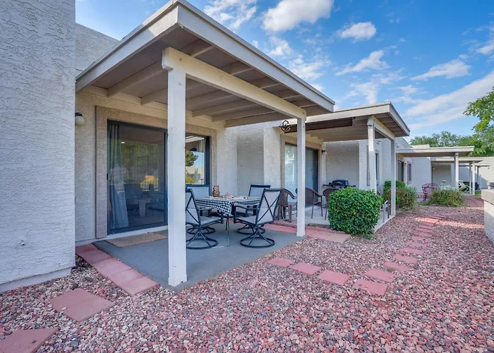 Holiday home Patio + Pool Access: Golf Getaway In *